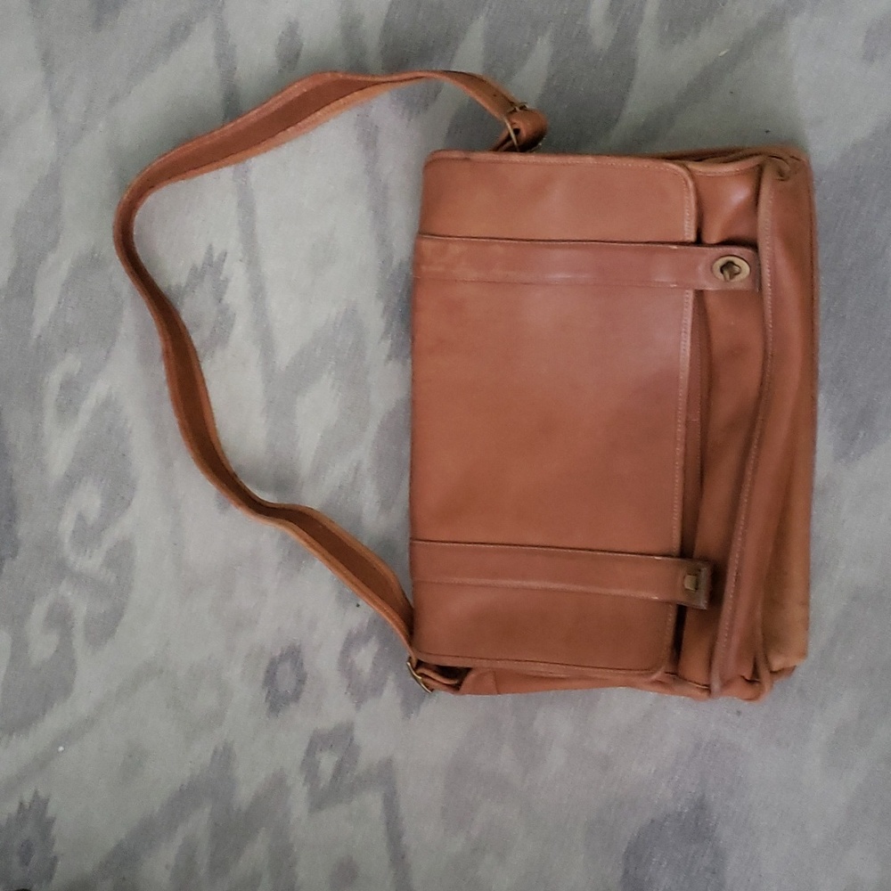 VINTAGE Coach Tan Leather Messenger Briefcase Shoulder Bag